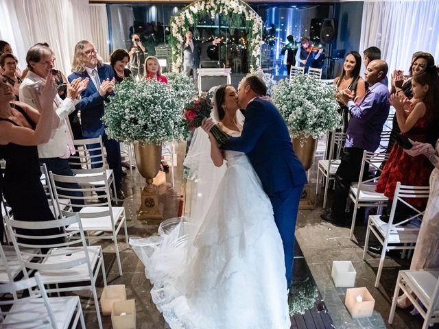 O casamento de Alexandre e Vanessa em Itapema, Santa Catarina 45