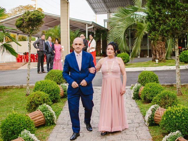 O casamento de Flauvi e Tamara em São José dos Pinhais, Paraná 14