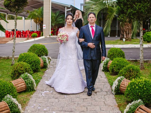 O casamento de Flauvi e Tamara em São José dos Pinhais, Paraná 19