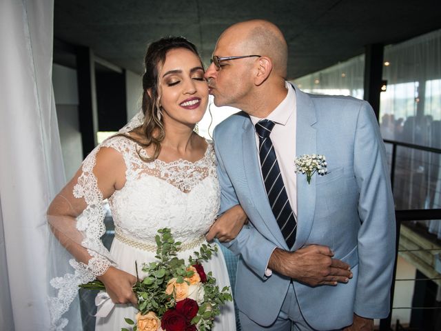 O casamento de Willian e Barbara em Itapema, Santa Catarina 25