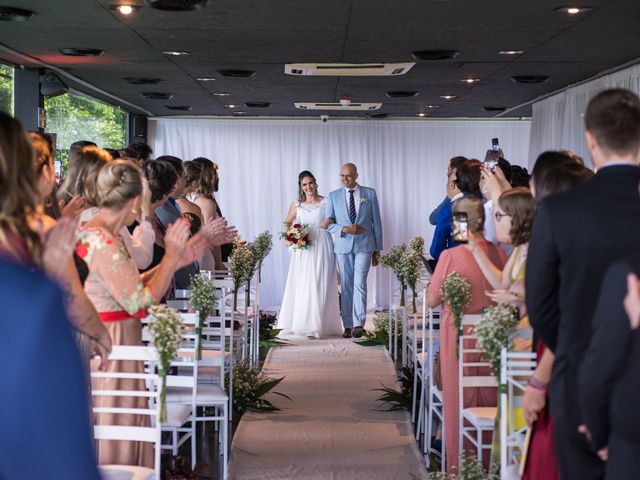 O casamento de Willian e Barbara em Itapema, Santa Catarina 26