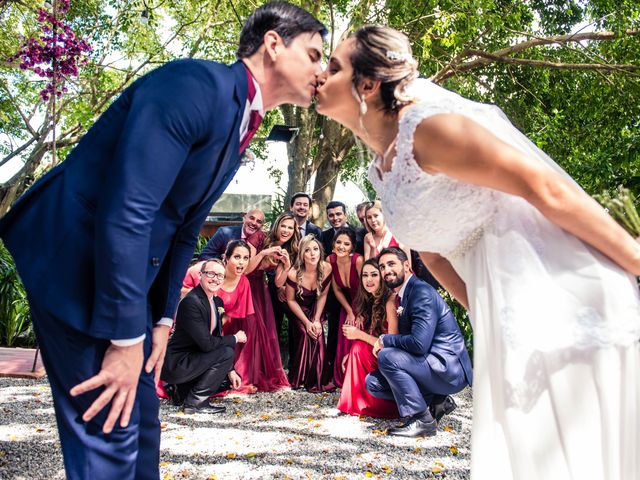 O casamento de Willian e Barbara em Itapema, Santa Catarina 53