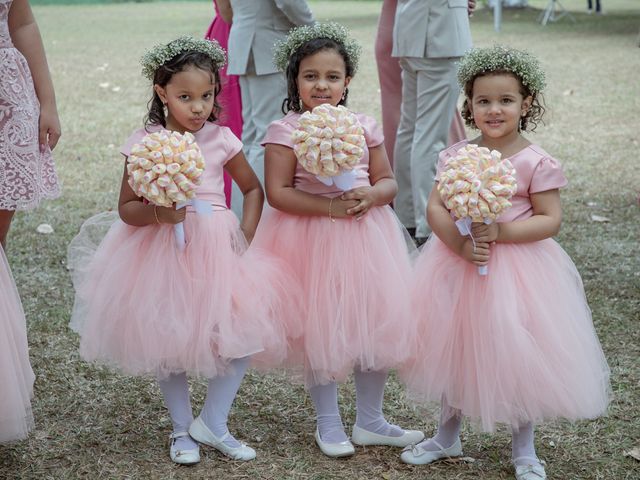 O casamento de Alessandro e Luciana em Camaragibe, Pernambuco 13