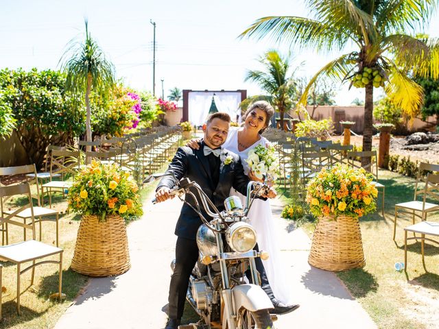 O casamento de Dhiury e Juliana em Campo Novo do Parecis, Mato Grosso 11