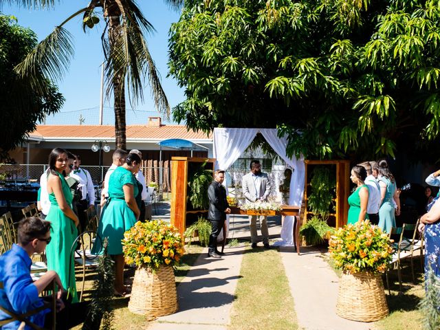 O casamento de Dhiury e Juliana em Campo Novo do Parecis, Mato Grosso 21