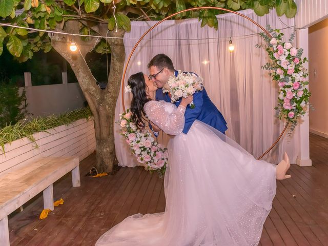 O casamento de Douglas  e Karina em Florianópolis, Santa Catarina 6