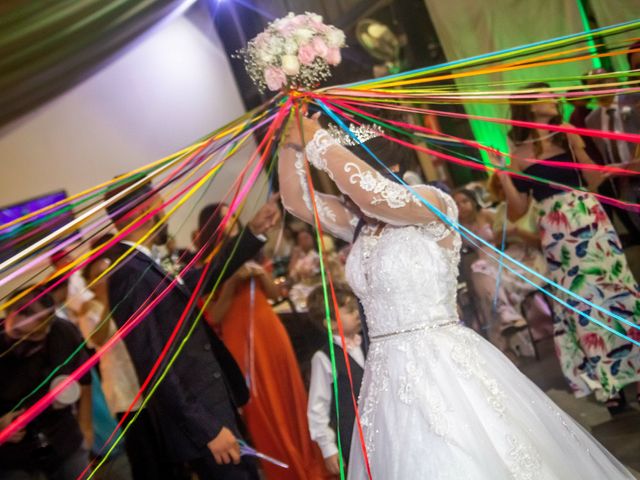 O casamento de Mateus e Carolina em Betim, Minas Gerais 55