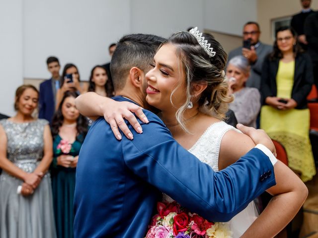 O casamento de Robson e Heloisa em Curitiba, Paraná 89