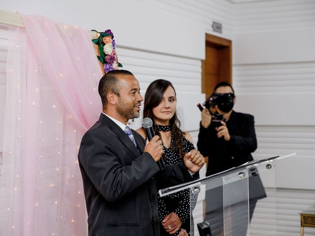 O casamento de Robson e Heloisa em Curitiba, Paraná 96