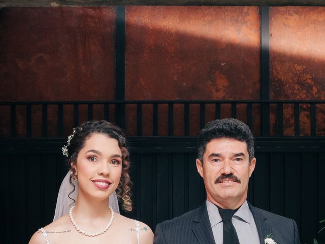 O casamento de Lucas e Thalita em Belo Horizonte, Minas Gerais 10