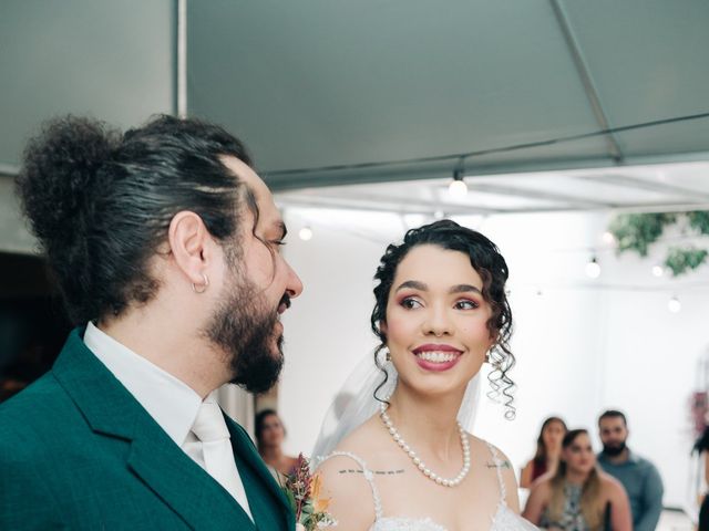 O casamento de Lucas e Thalita em Belo Horizonte, Minas Gerais 20