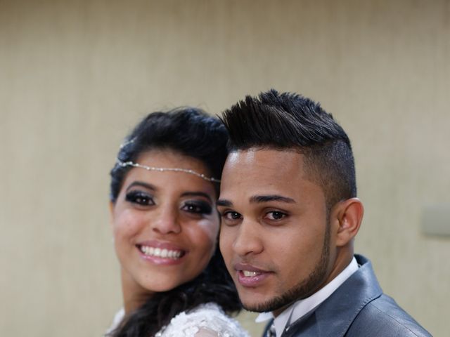 O casamento de Menarle e Aline  em Jandira, São Paulo Estado 12