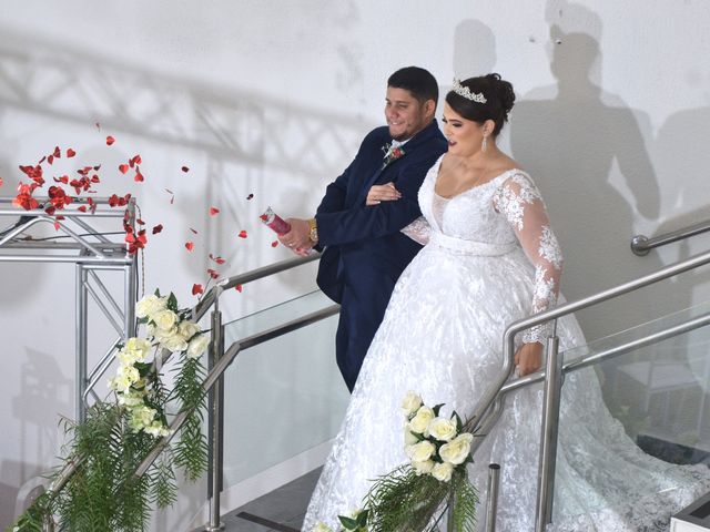 O casamento de Lucas e Stefany em Águas Lindas de Goiás, Goiás 21
