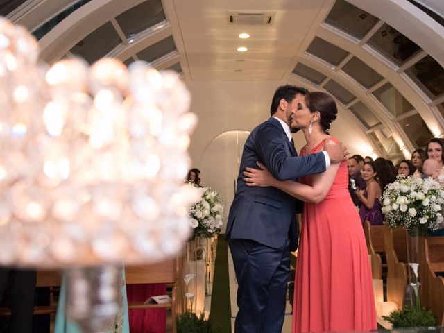 O casamento de Thiago e Marília em Botucatu, São Paulo Estado 7