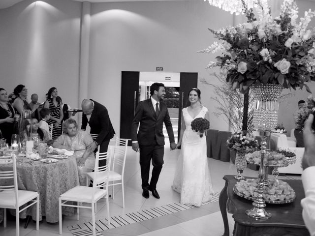 O casamento de Thiago e Marília em Botucatu, São Paulo Estado 13