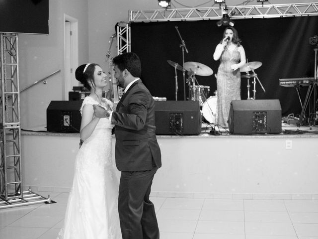 O casamento de Thiago e Marília em Botucatu, São Paulo Estado 14