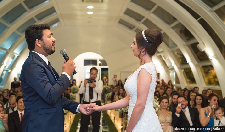 O casamento de Thiago e Marília em Botucatu, São Paulo Estado