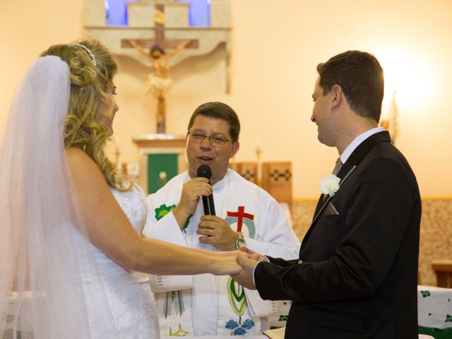 O casamento de Cristiano e Larissa em Paraguaçu, Minas Gerais 8