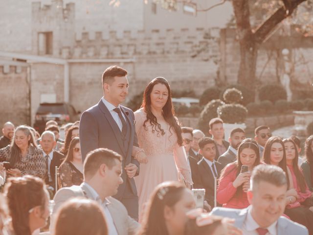 O casamento de Guilherme e Lilian em Colombo, Paraná 27