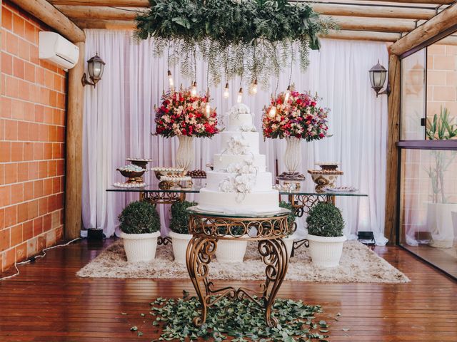 O casamento de Marcos e Natalia em São José dos Pinhais, Paraná 13
