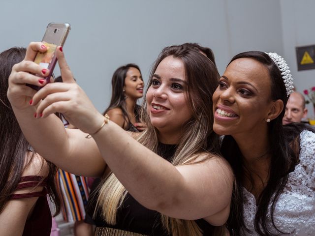 O casamento de Fagner e Viviane em Cravinhos, São Paulo Estado 56