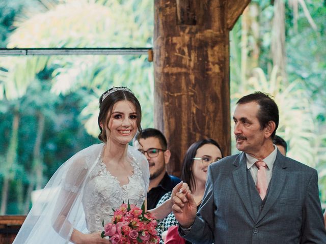 O casamento de Pedro e Sara em Joinville, Santa Catarina 23