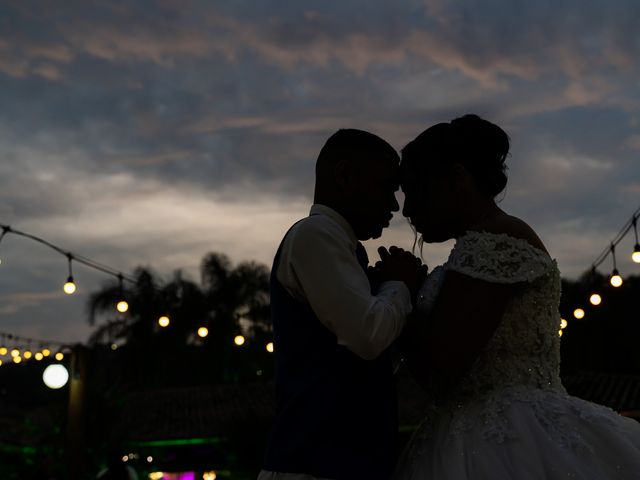 O casamento de Paulo e Clarinha em Cotia, São Paulo Estado 1