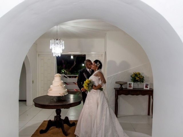 O casamento de Adriano e Elaine em Lauro de Freitas, Bahia 9
