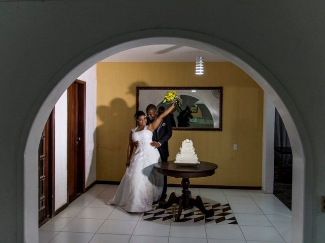 O casamento de Adriano e Elaine em Lauro de Freitas, Bahia 14
