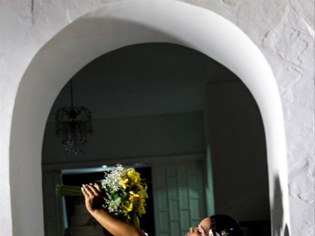 O casamento de Adriano e Elaine em Lauro de Freitas, Bahia 33