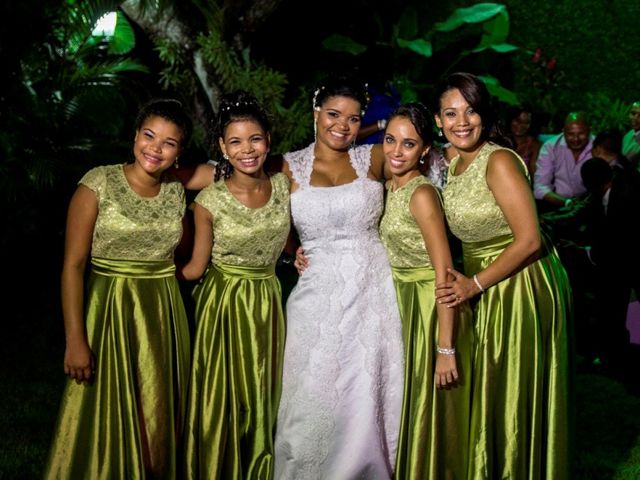 O casamento de Adriano e Elaine em Lauro de Freitas, Bahia 41