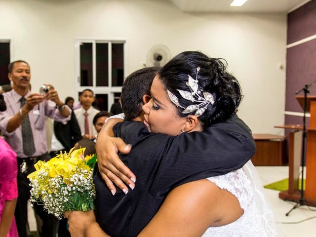 O casamento de Adriano e Elaine em Lauro de Freitas, Bahia 45