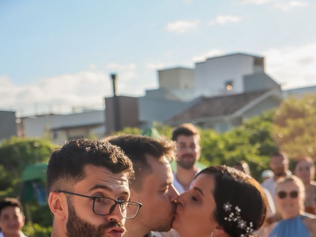 O casamento de Matheus e Letícia em Bombinhas, Santa Catarina 15