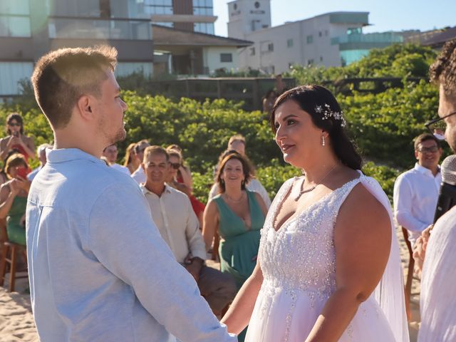 O casamento de Matheus e Letícia em Bombinhas, Santa Catarina 41
