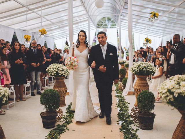 O casamento de Victor e Camila em Santa Isabel, São Paulo Estado 23