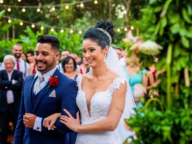 O casamento de Arthur e Laila em Vespasiano, Minas Gerais 33