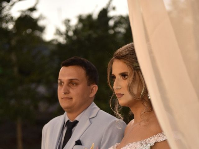 O casamento de Diego e Juliana em Itabirinha, Minas Gerais 24