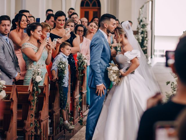 O casamento de Douglas e Catiane em Santo Amaro da Imperatriz, Santa Catarina 25