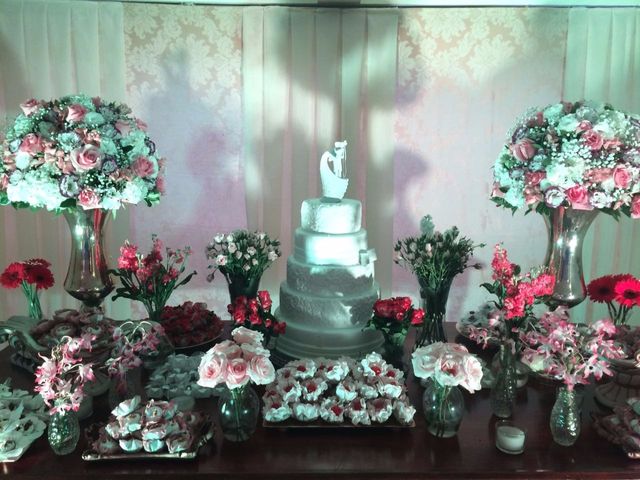 O casamento de Alex e Patrícia  em Santos, São Paulo Estado 13