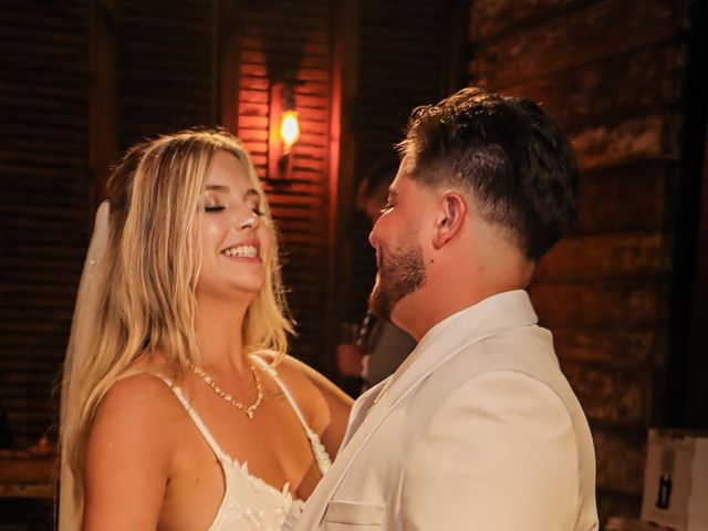 O casamento de Jonatas e Luisa em Bombinhas, Santa Catarina 32