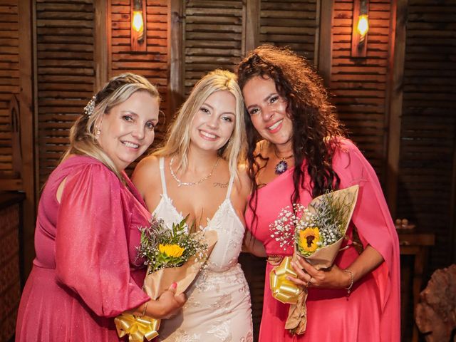 O casamento de Jonatas e Luisa em Bombinhas, Santa Catarina 33