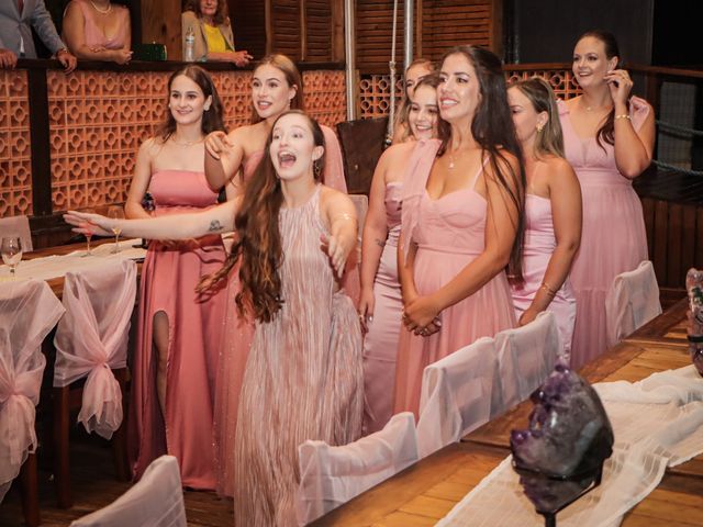 O casamento de Jonatas e Luisa em Bombinhas, Santa Catarina 36