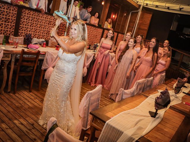 O casamento de Jonatas e Luisa em Bombinhas, Santa Catarina 37