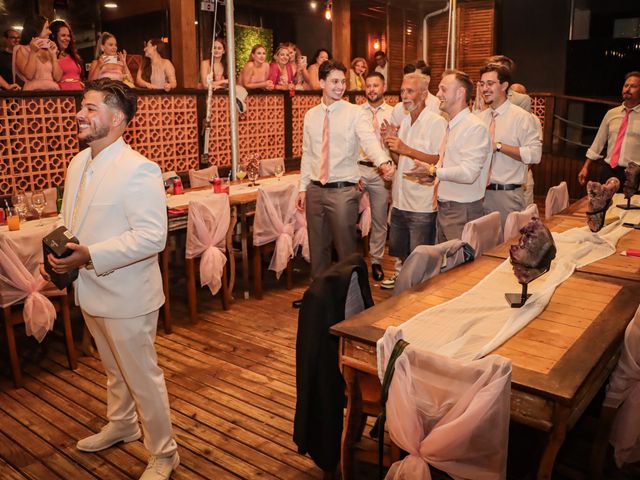 O casamento de Jonatas e Luisa em Bombinhas, Santa Catarina 44