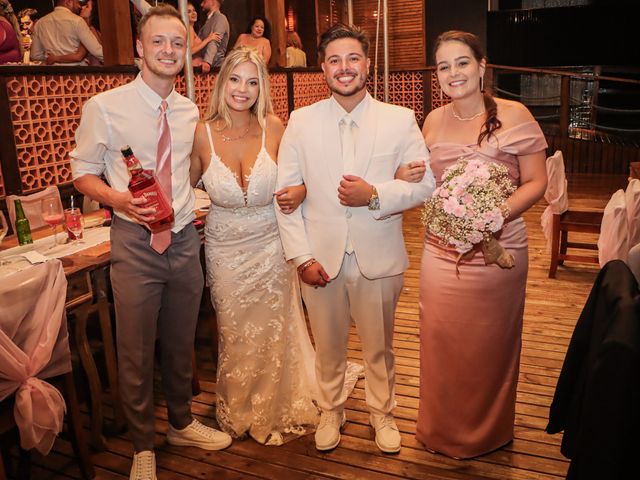 O casamento de Jonatas e Luisa em Bombinhas, Santa Catarina 46