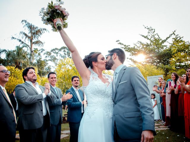 O casamento de Mauricio e Tatiana em Valinhos, São Paulo Estado 81