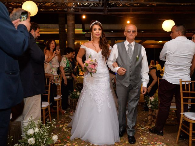 O casamento de Alcionei e Renata em Cotia, São Paulo Estado 61