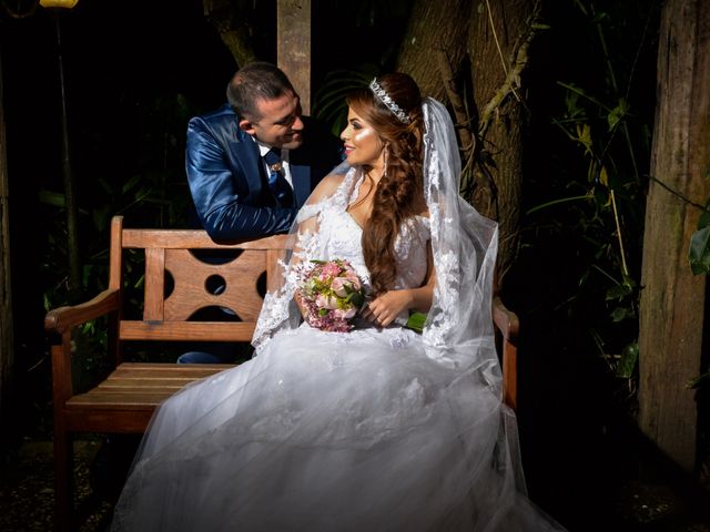 O casamento de Alcionei e Renata em Cotia, São Paulo Estado 91