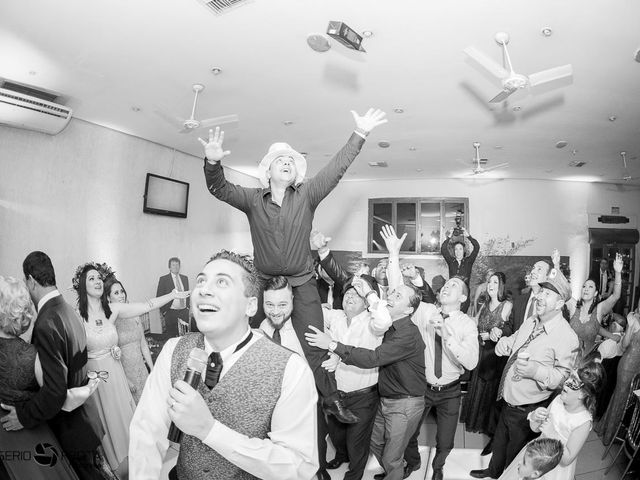 O casamento de Gustavo e Eliziane em Porto Alegre, Rio Grande do Sul 13