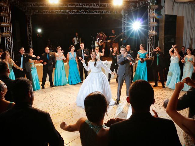 O casamento de Tiago e Camila em Ubiratã, Paraná 62